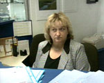 Frau am Schalter; Rechte: WDR-Fernsehen 2002